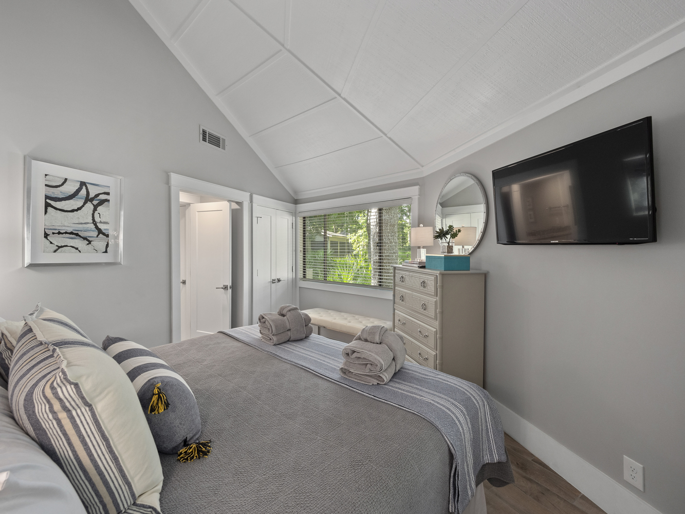 King Bedroom