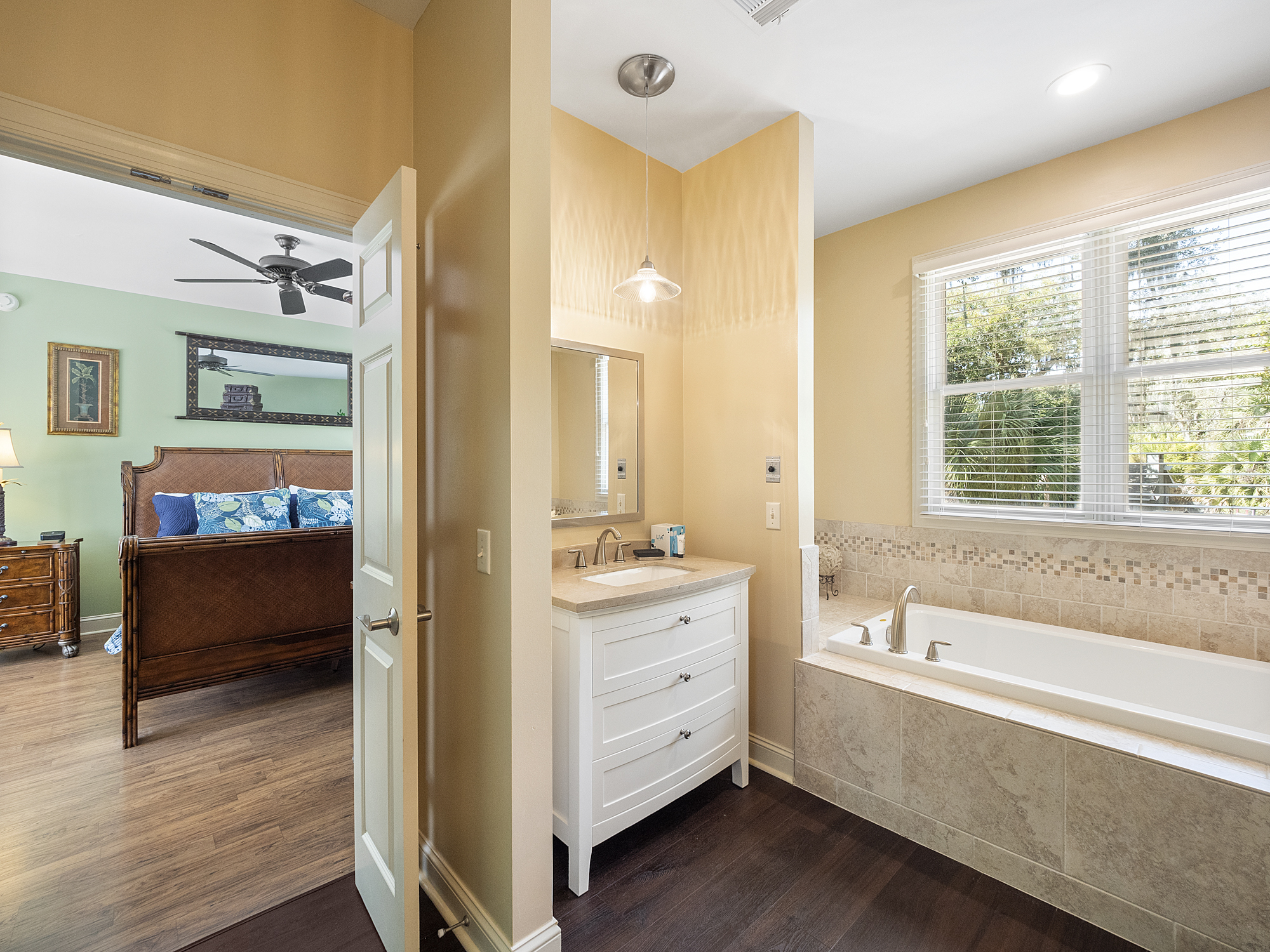 2nd Master Bathroom