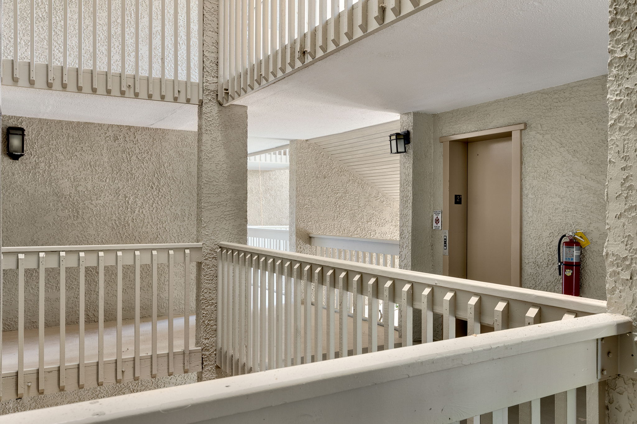 203 Shorewood