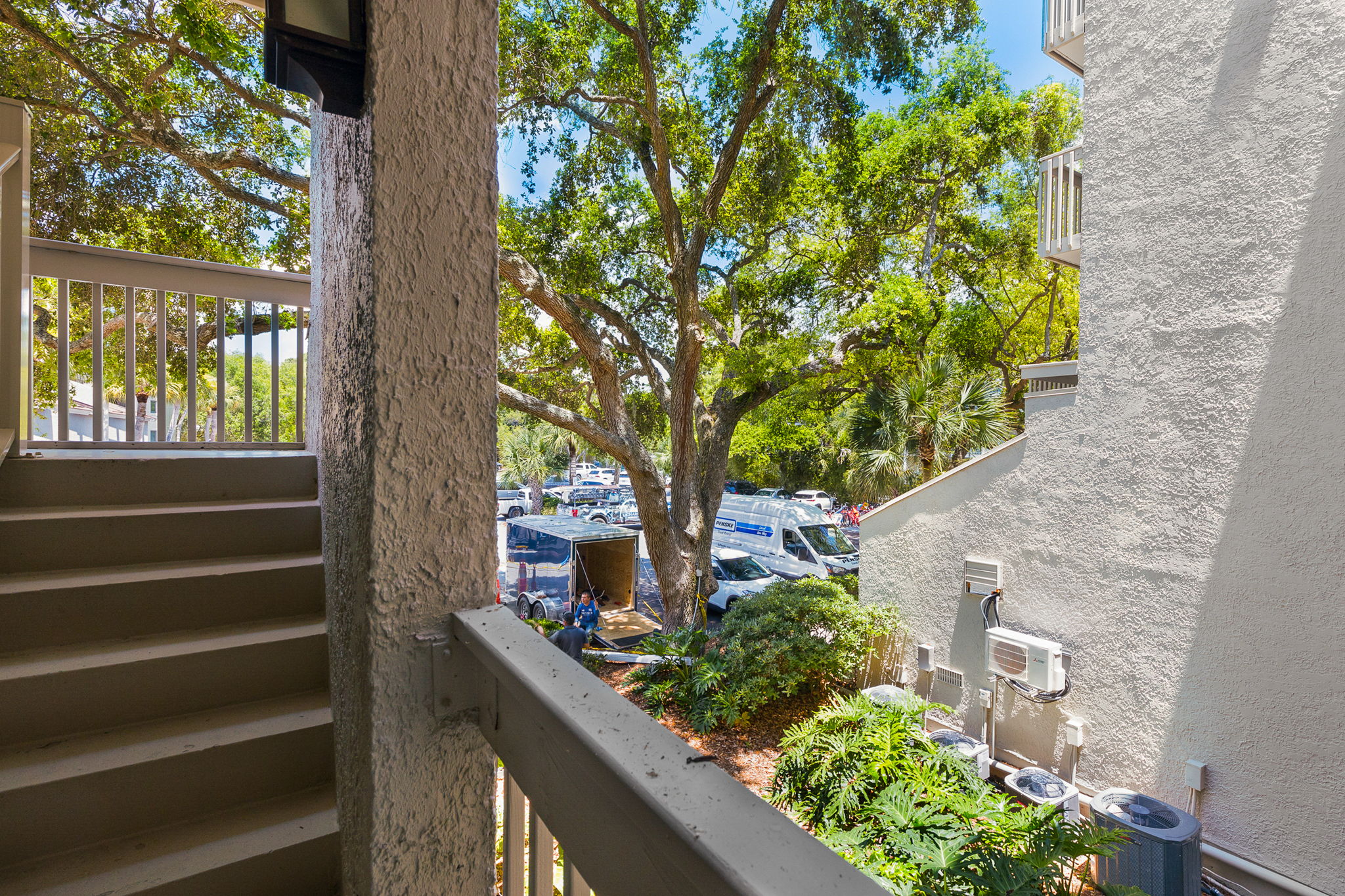203 Shorewood