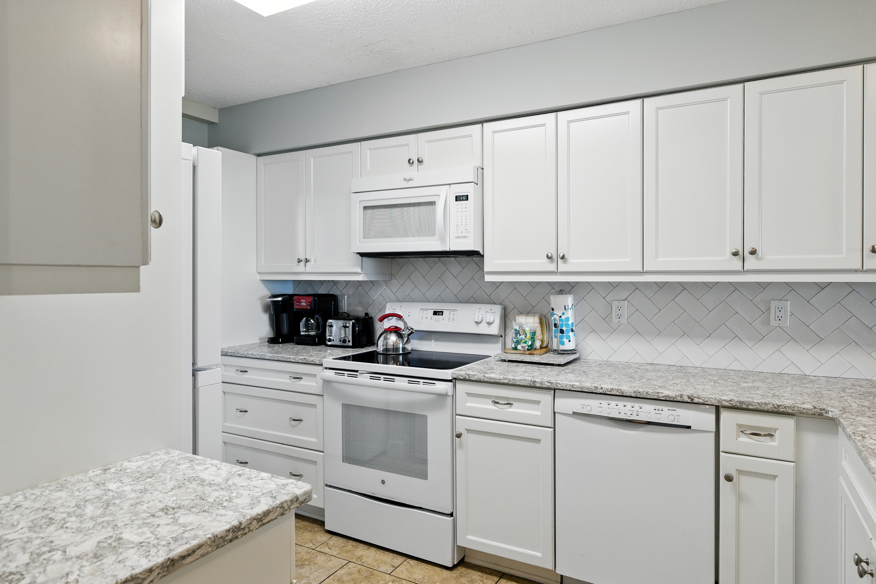 Full Kitchen