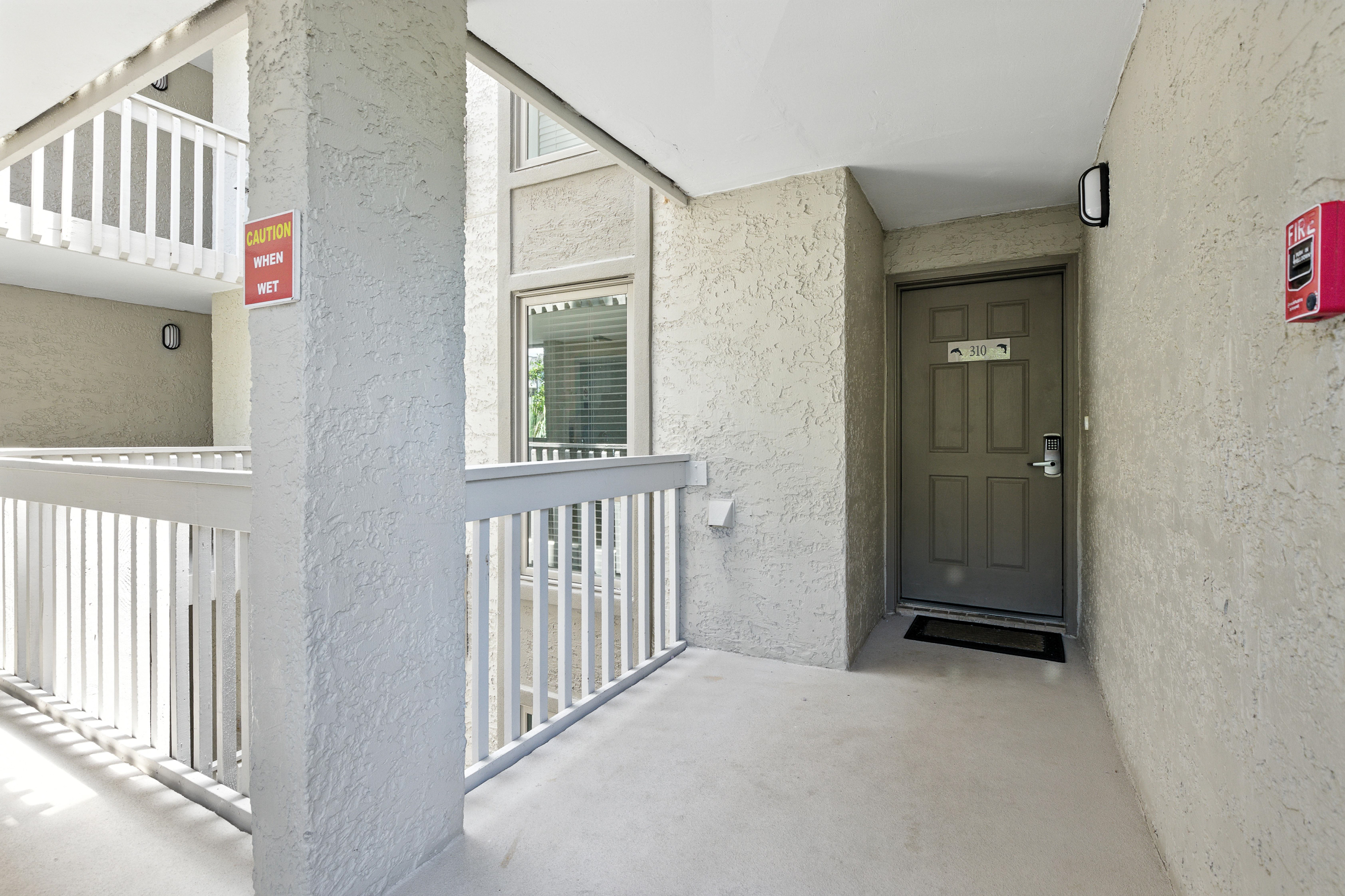 310 Shorewood