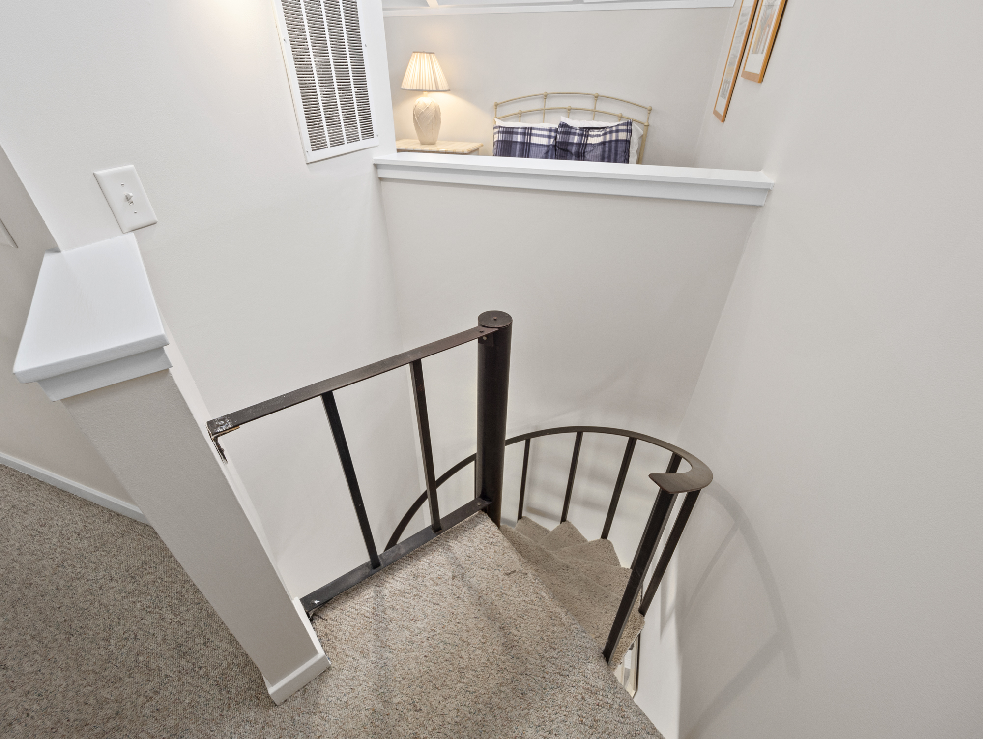Spiral staircase to loft