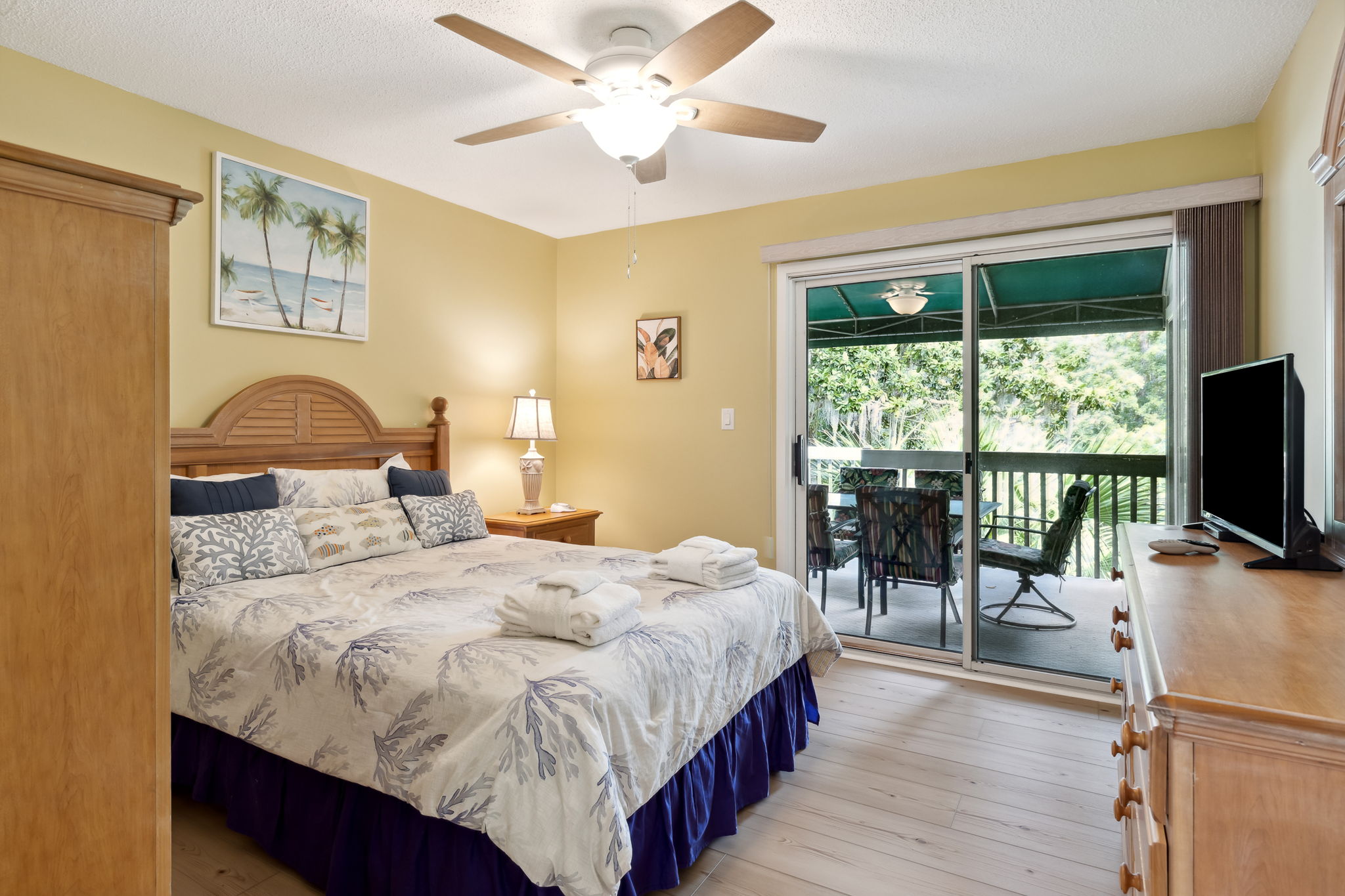 Bedroom 2 with Queen Bed, Flat Screen TV, and Shared Bath