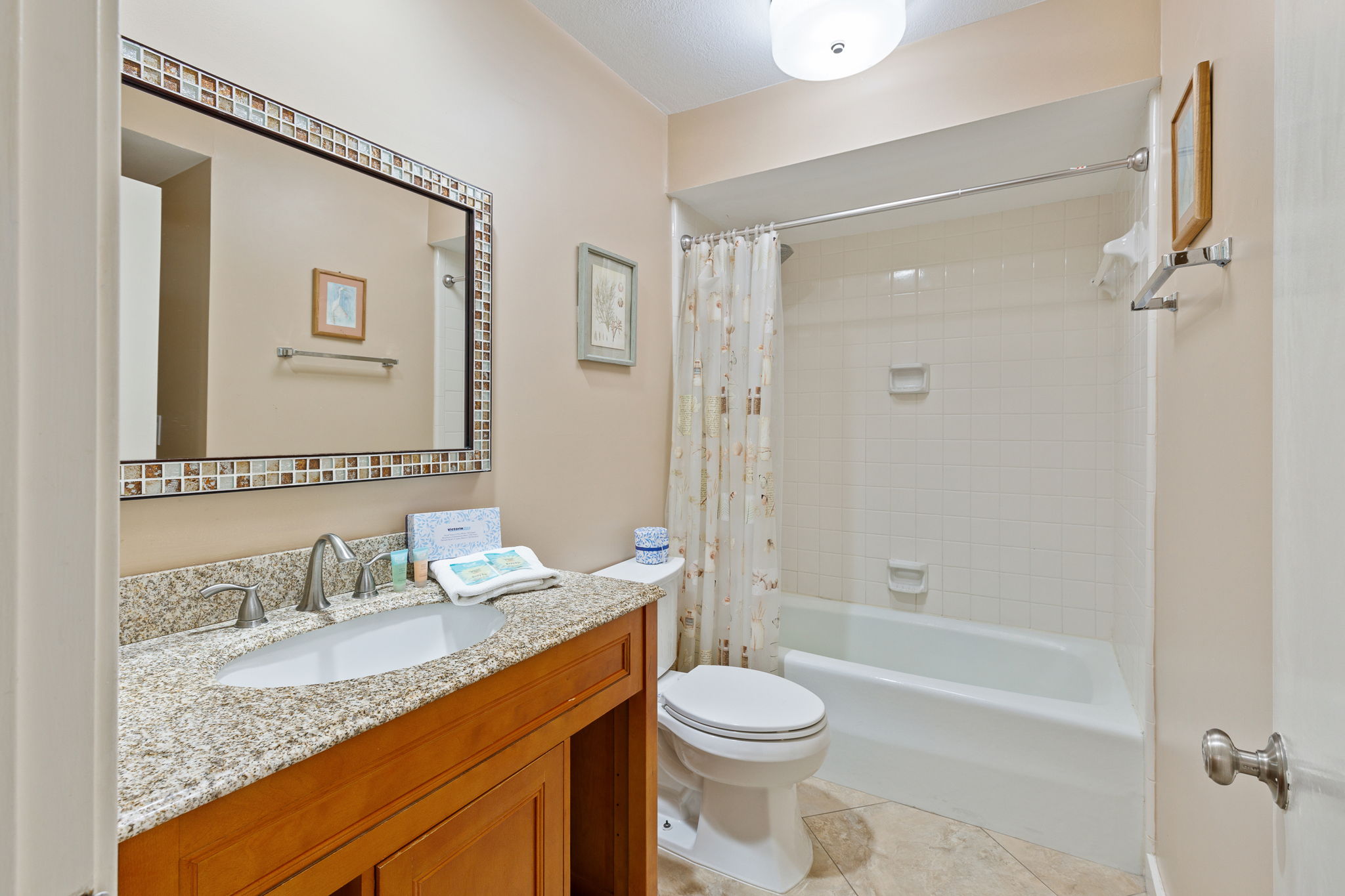 2nd Bathroom
