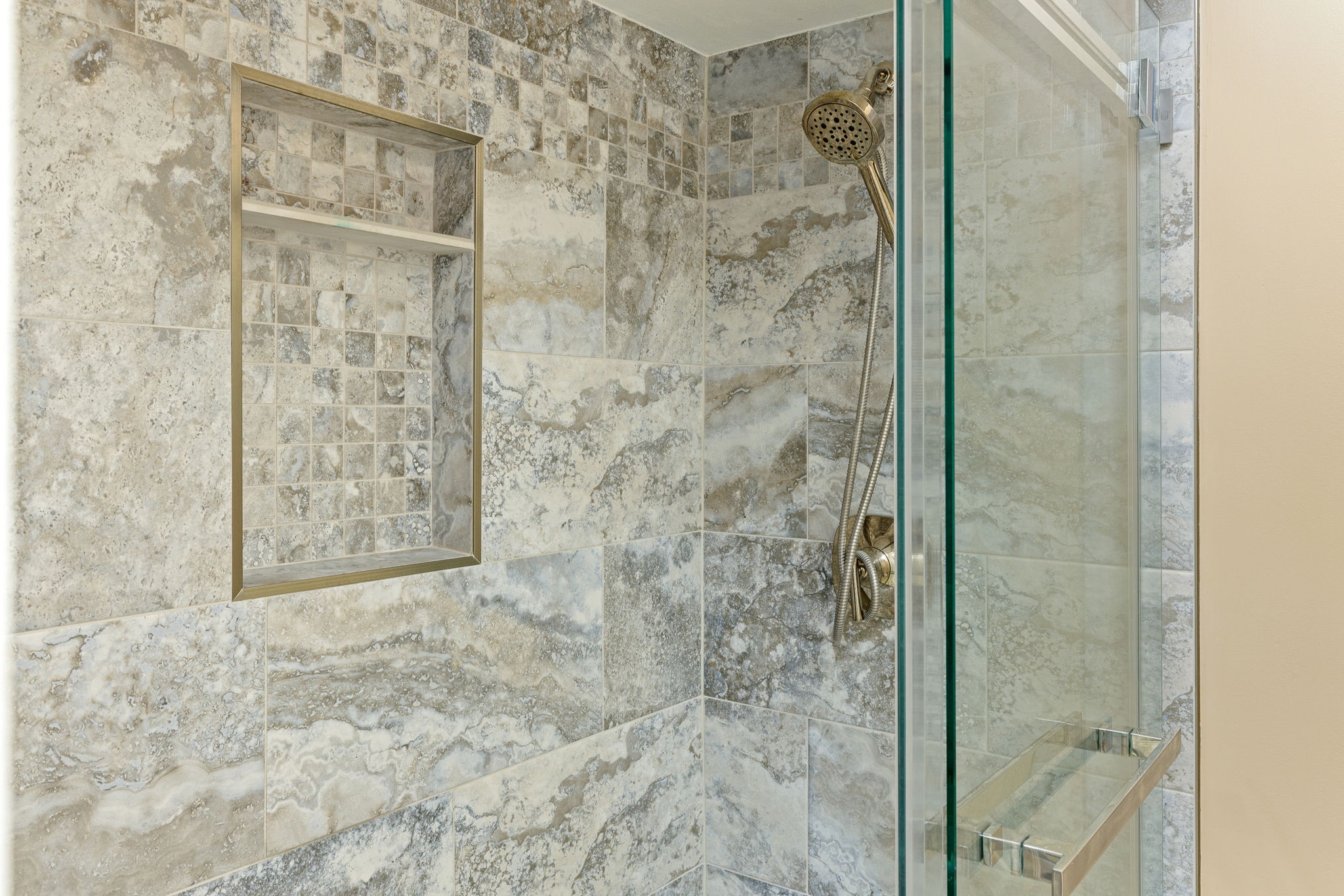 Master Bath walk-in Shower