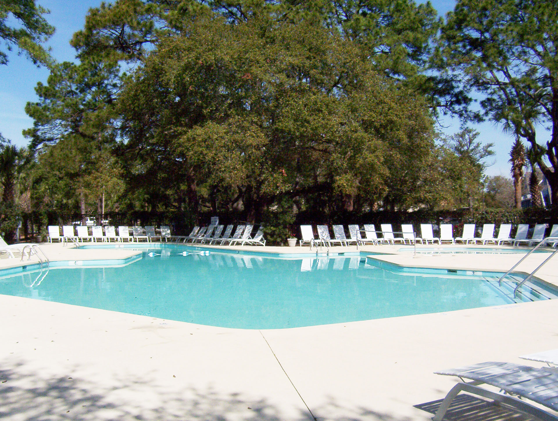 South Beach Pool- Free Access- Bike or Drive to Pool