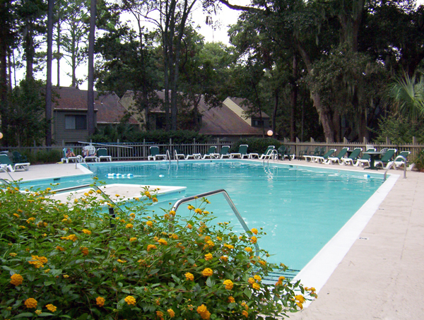 Complex pool
