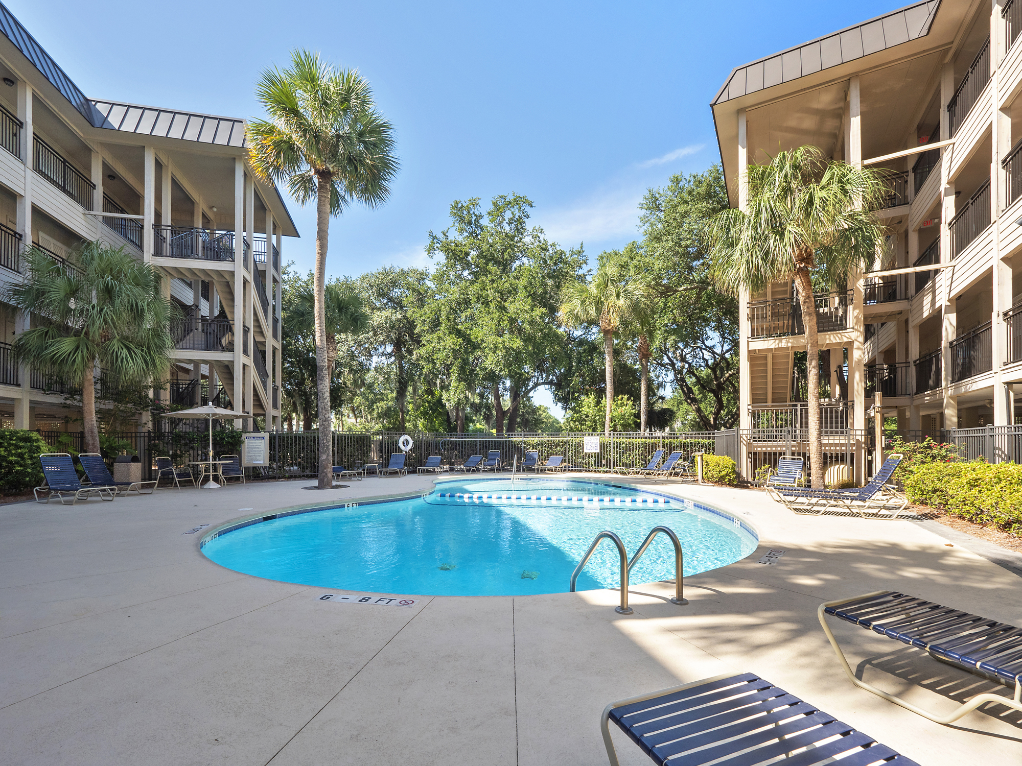 Complex Pool- 2 on site