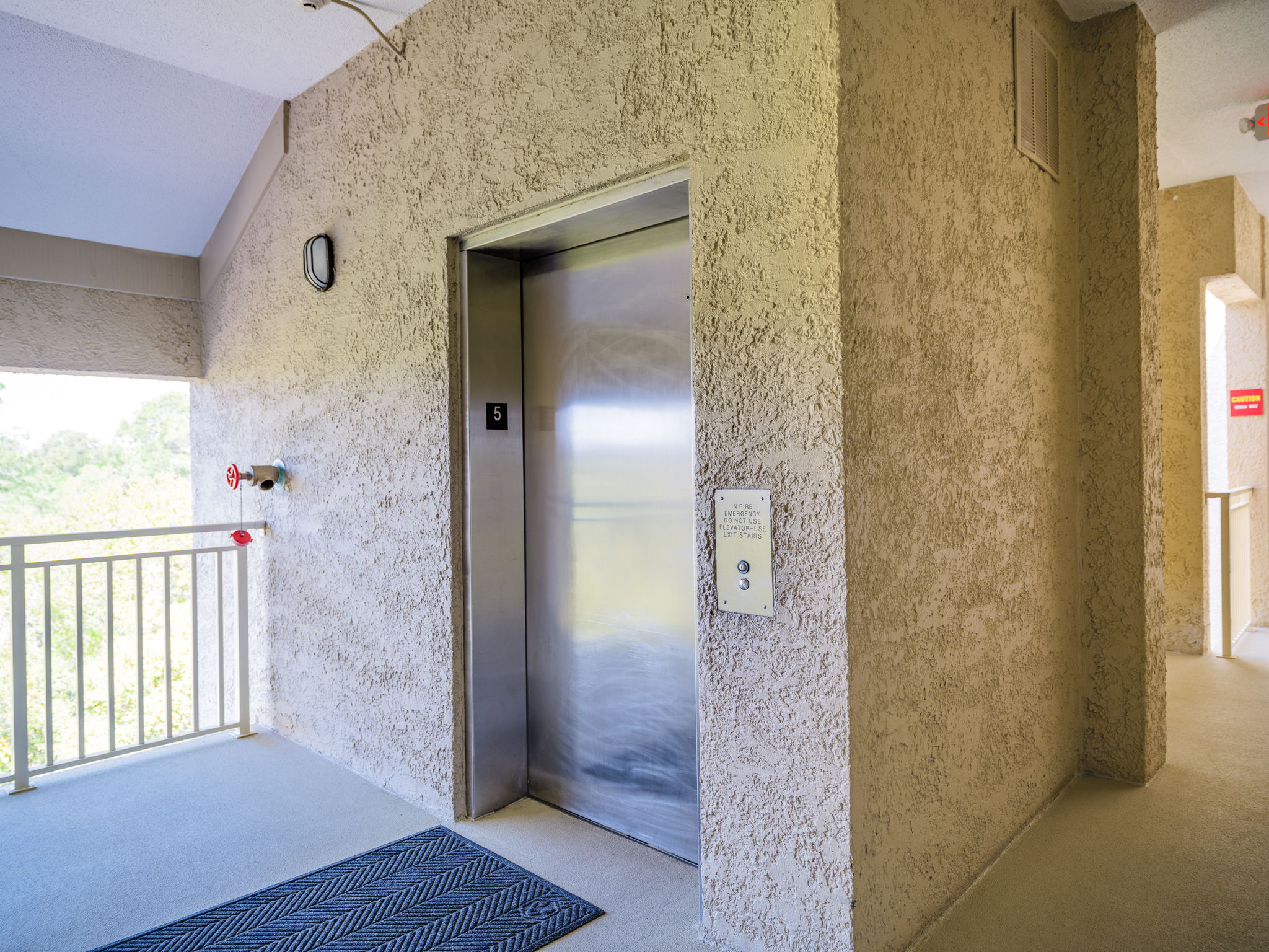 532 Shorewood