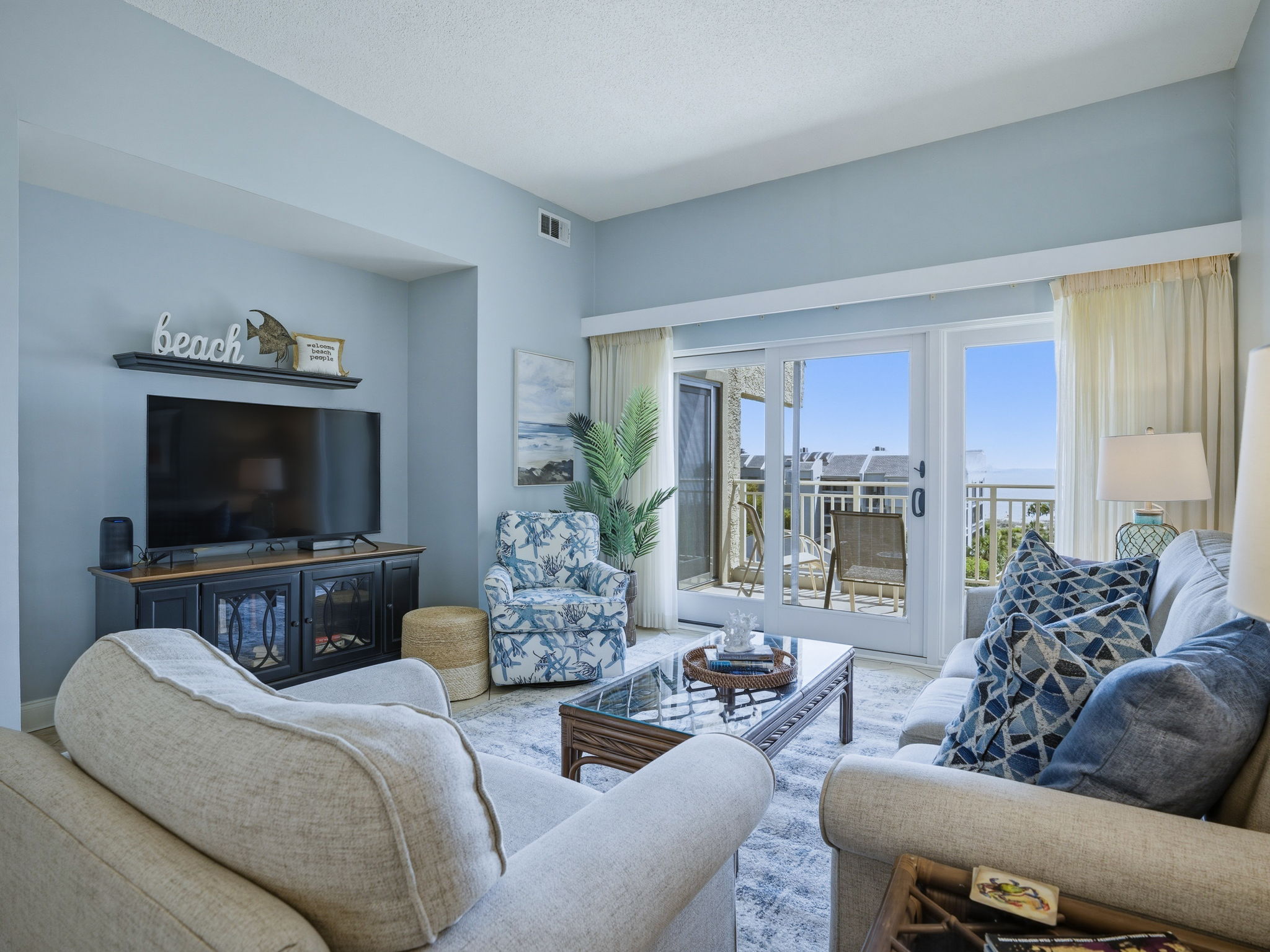 532 Shorewood