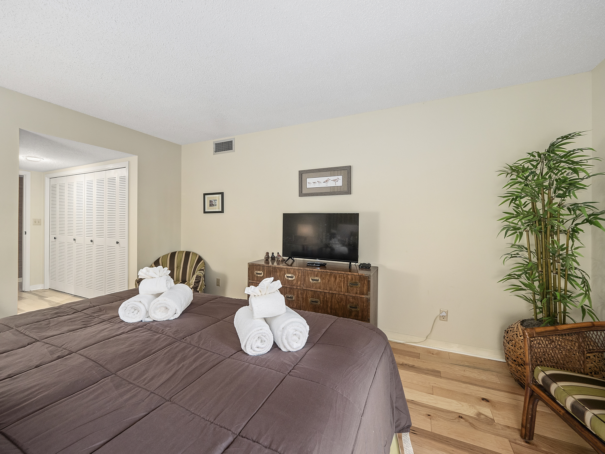 Bedroom 2 with King Bed and Flat Screen TV
