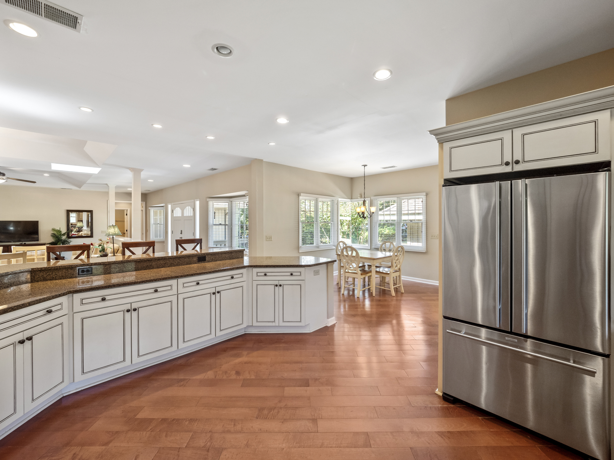 70 Full Sweep- Kitchen