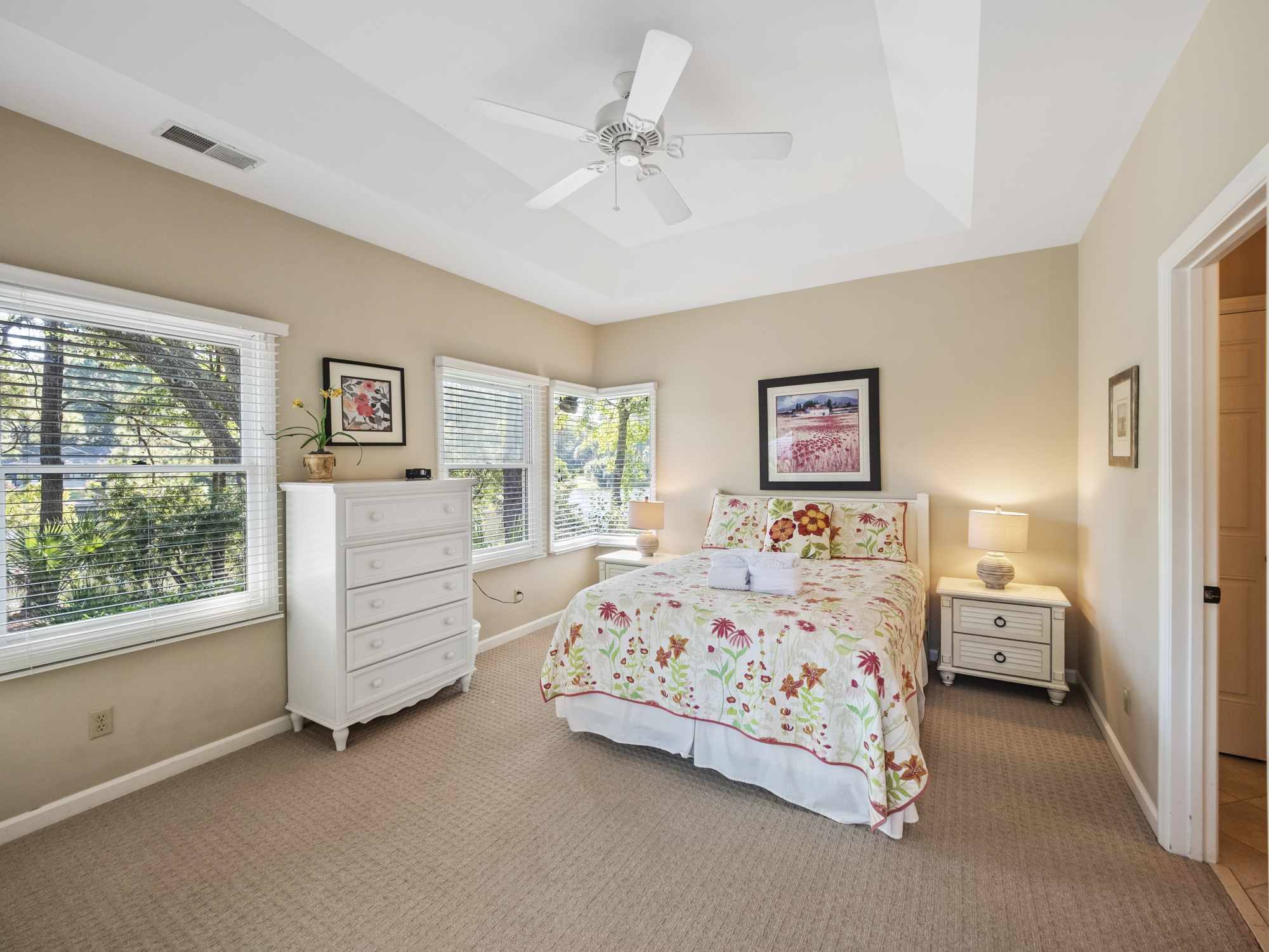 70 Full Sweep- 2nd Bedroom Queen
