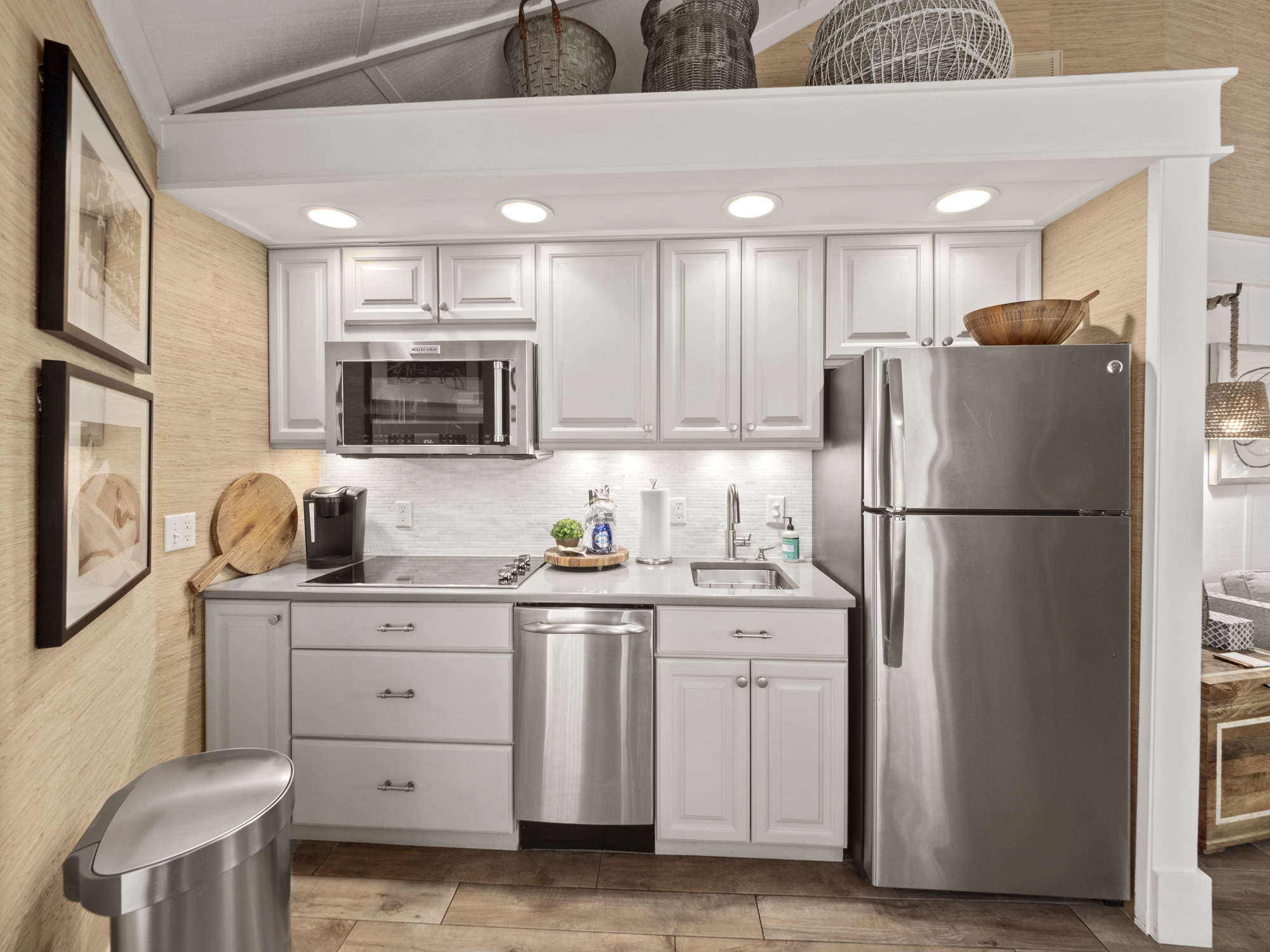 Full Kitchen