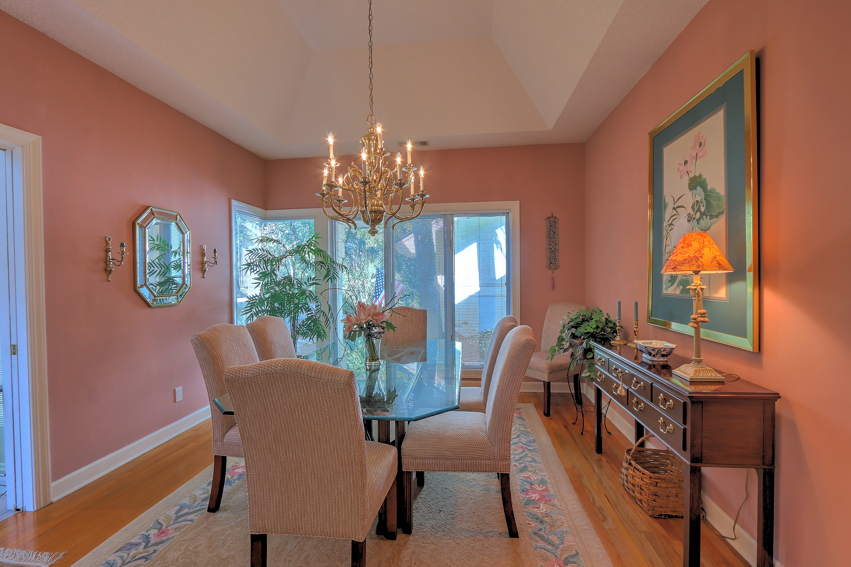 Dining Room off Foyer - Seats 6-8