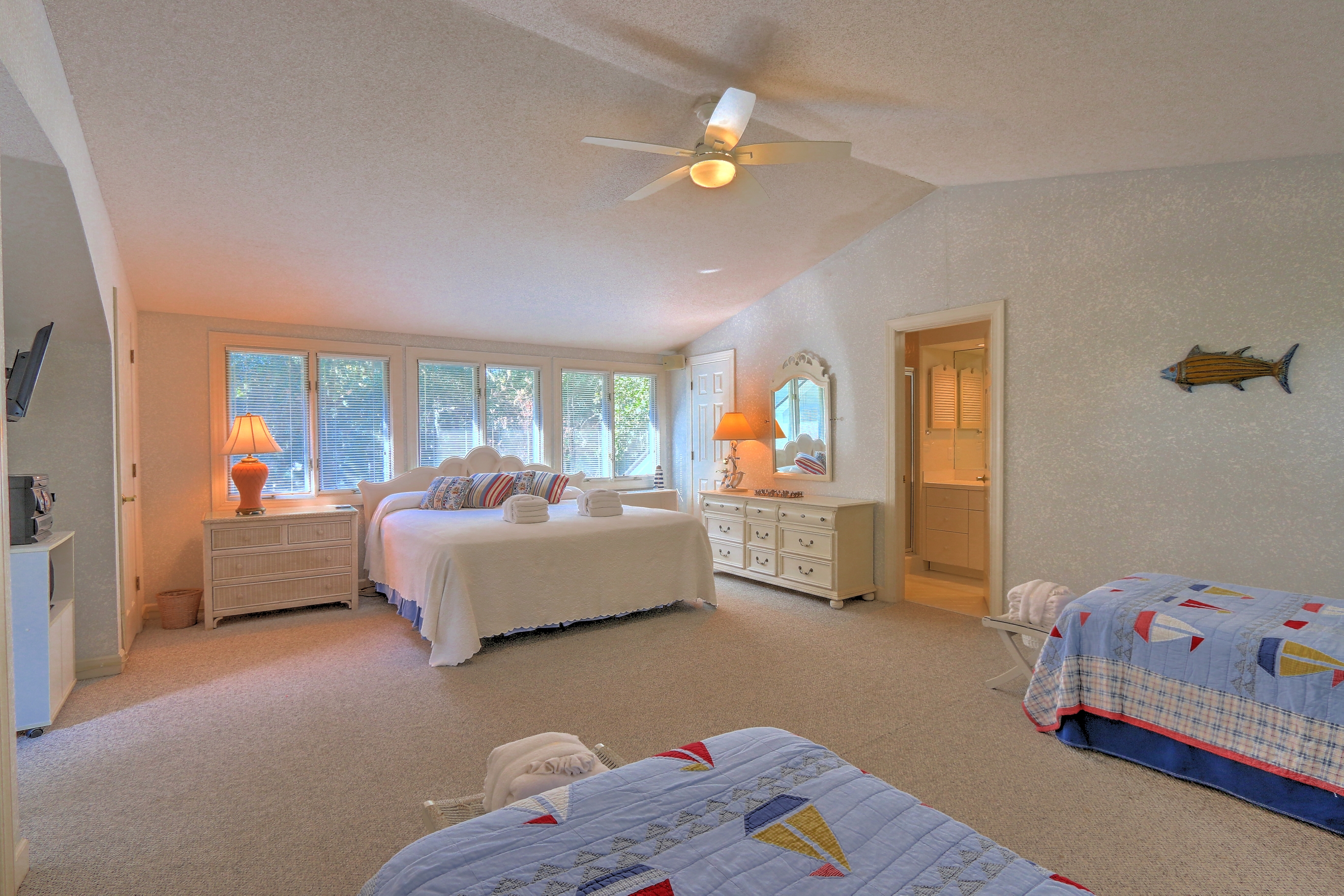 Bedroom 4 over garage with a King and 2 Twins, Flat Screen TV, a
