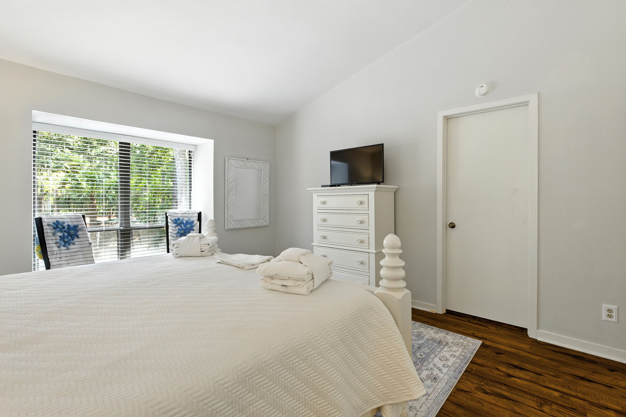Lighthouse Tennis #2400 Master Bedroom