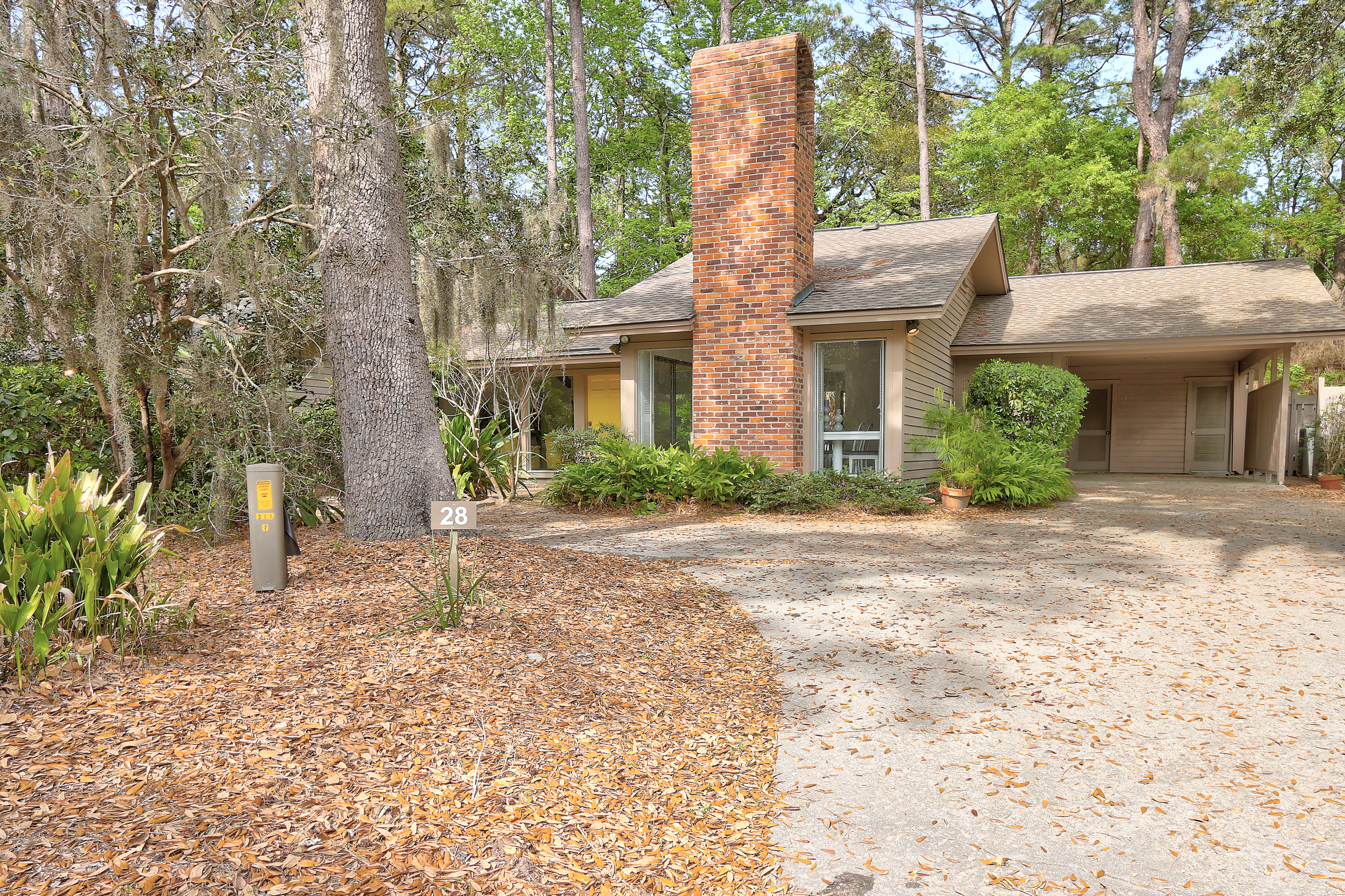 28 Wagon Road