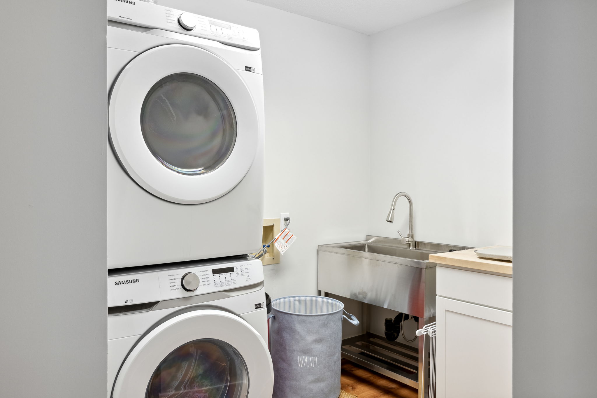 Full Laundry