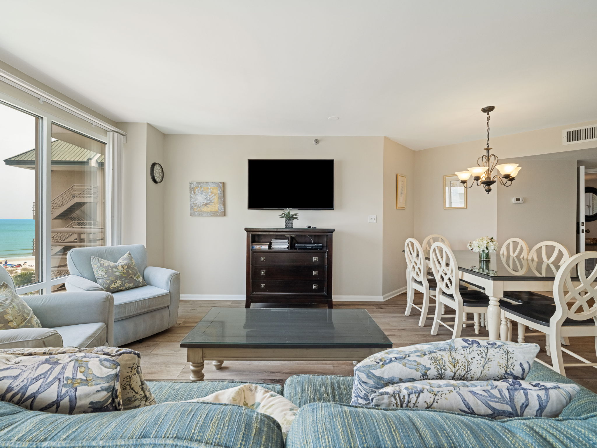 Living Room with Flat Screen TV 