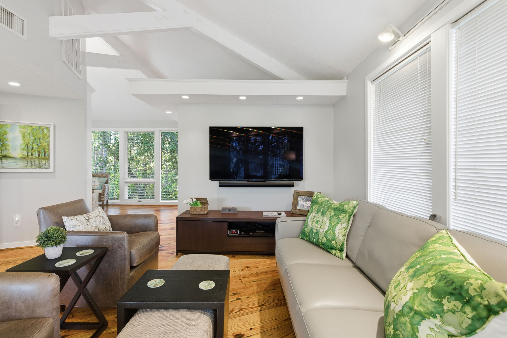 Upstairs Living Area