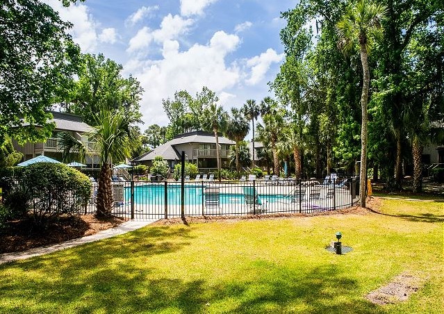 Complex Pool
