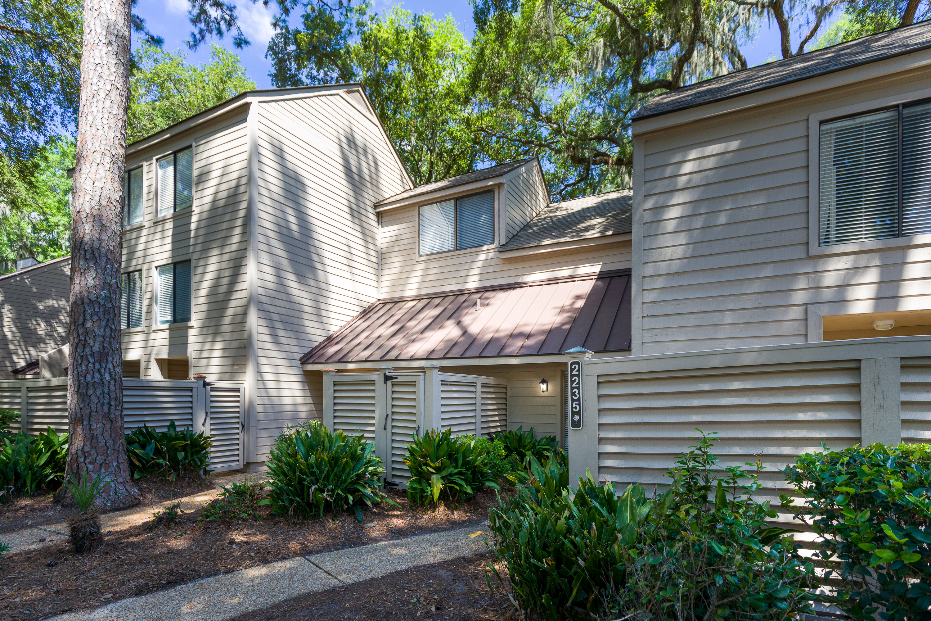 2235 Heritage