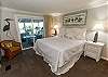 West Master Suite (King Bed)