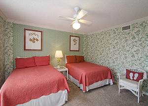 Guest bedroom
