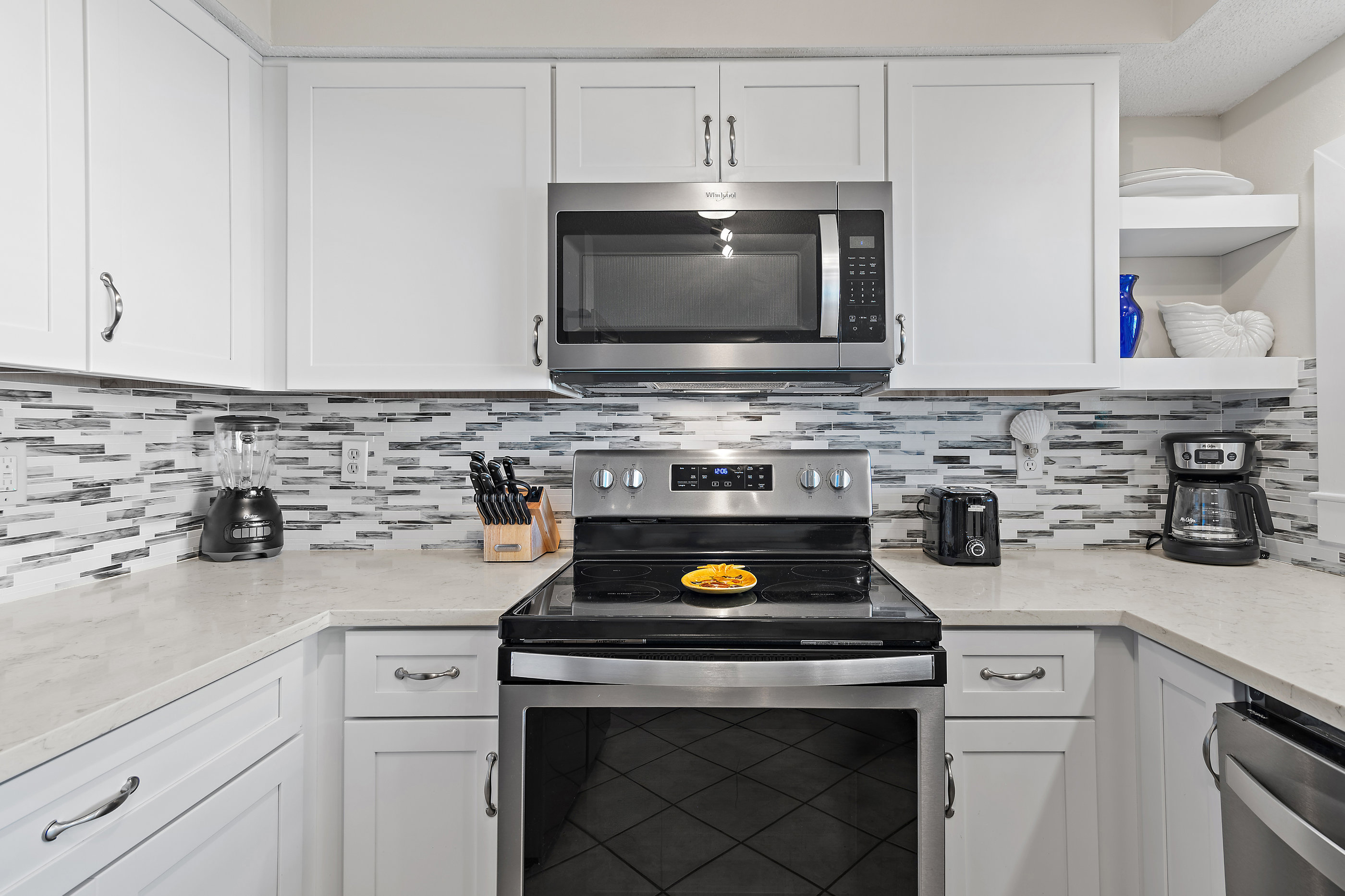 Unit B 1303 | Photo 10