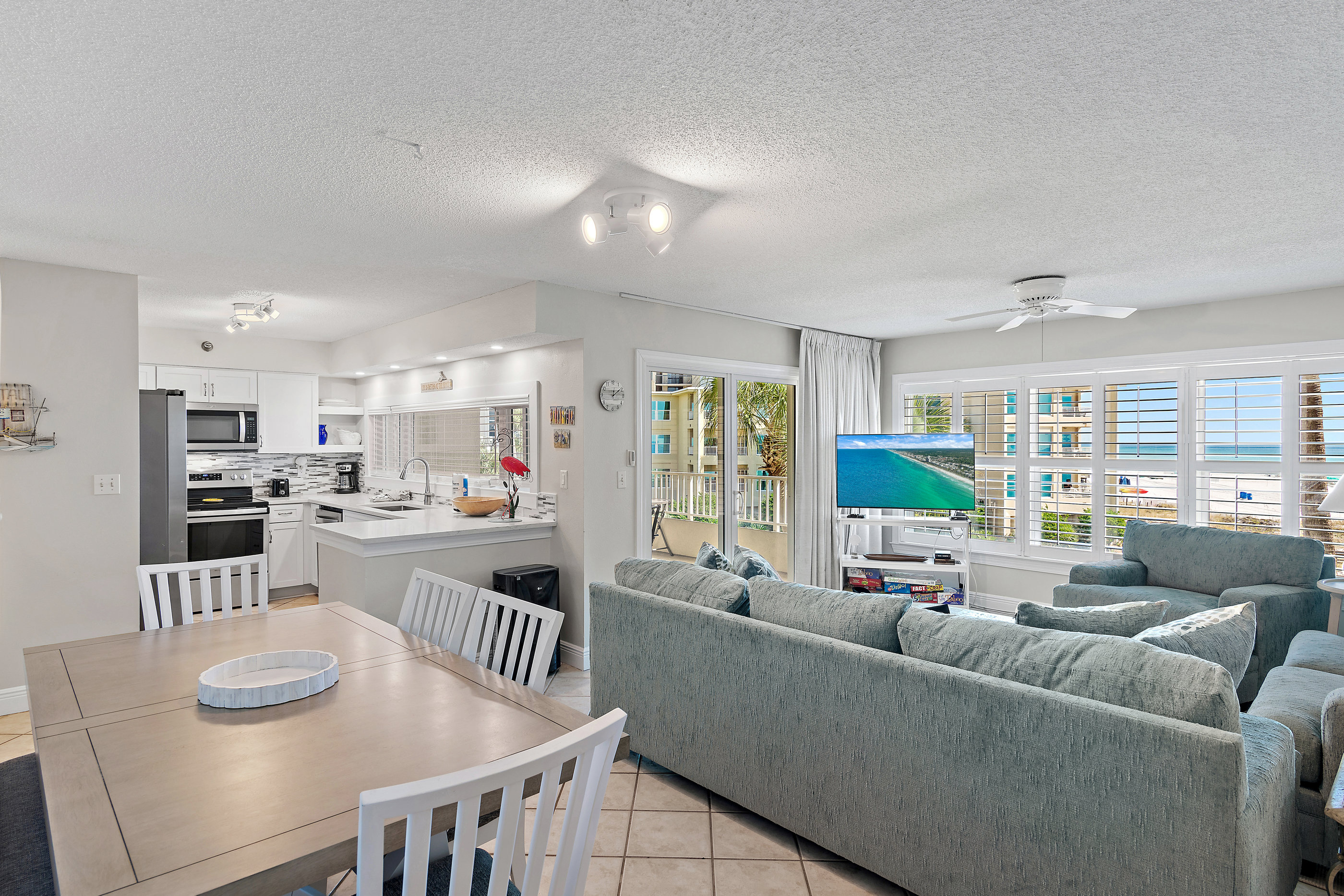 Unit B 1303 | Photo 8