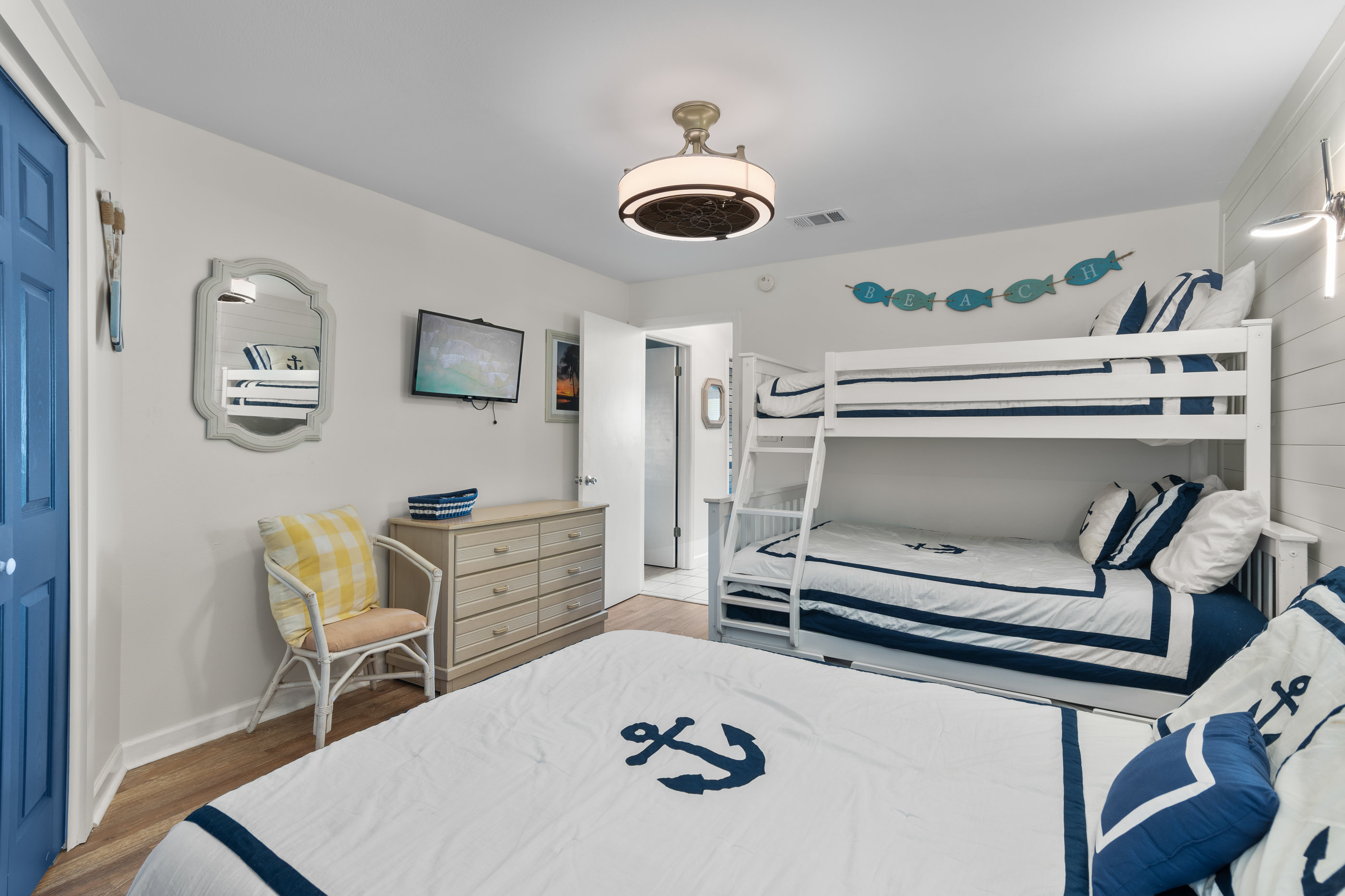 Unit D 203 | Photo 16