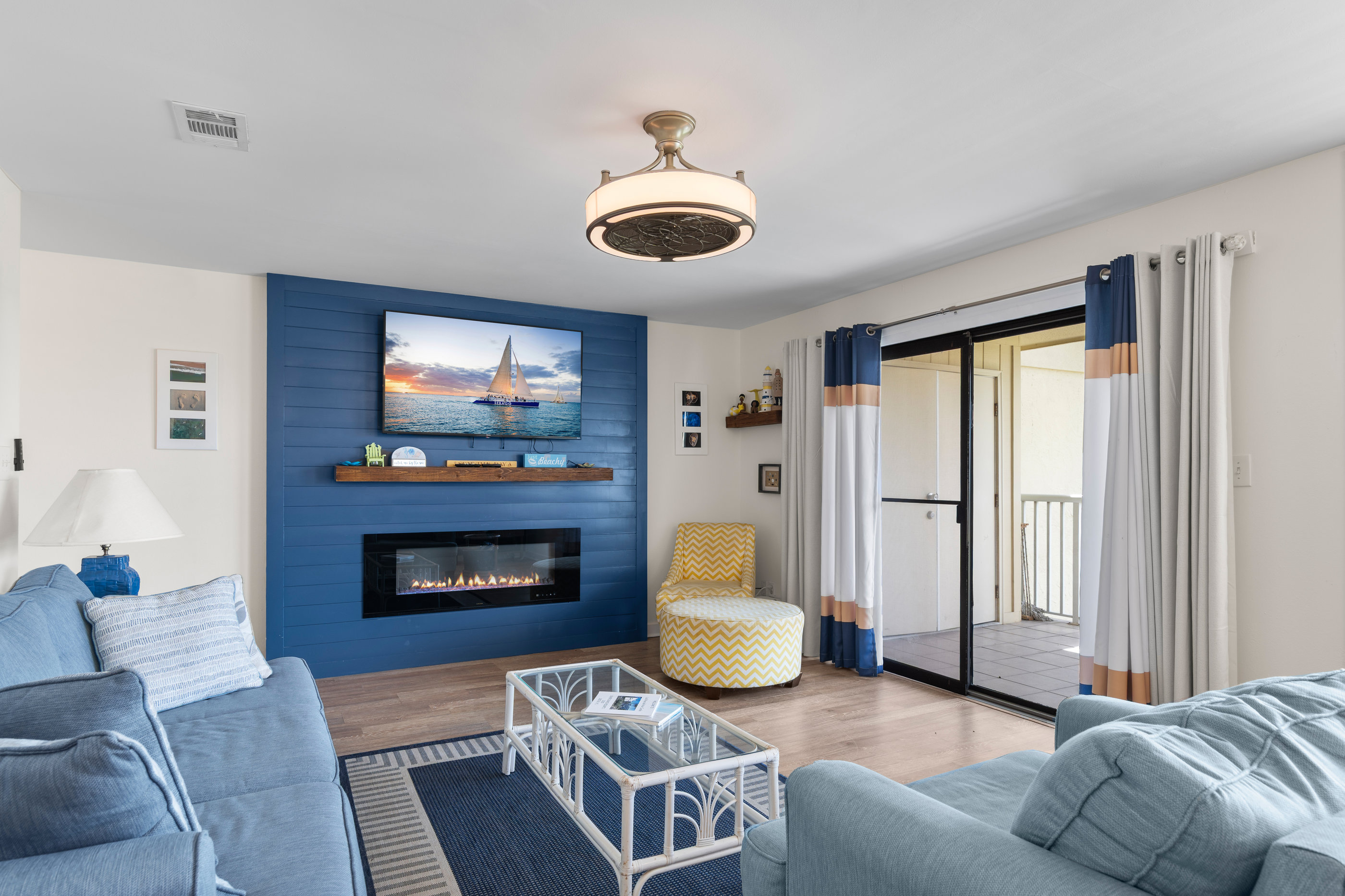 Unit D 203 | Photo 4