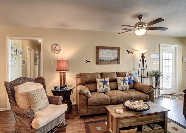 beach-bum-headquarters-port-aransas-silver-sands-vacation-rentals