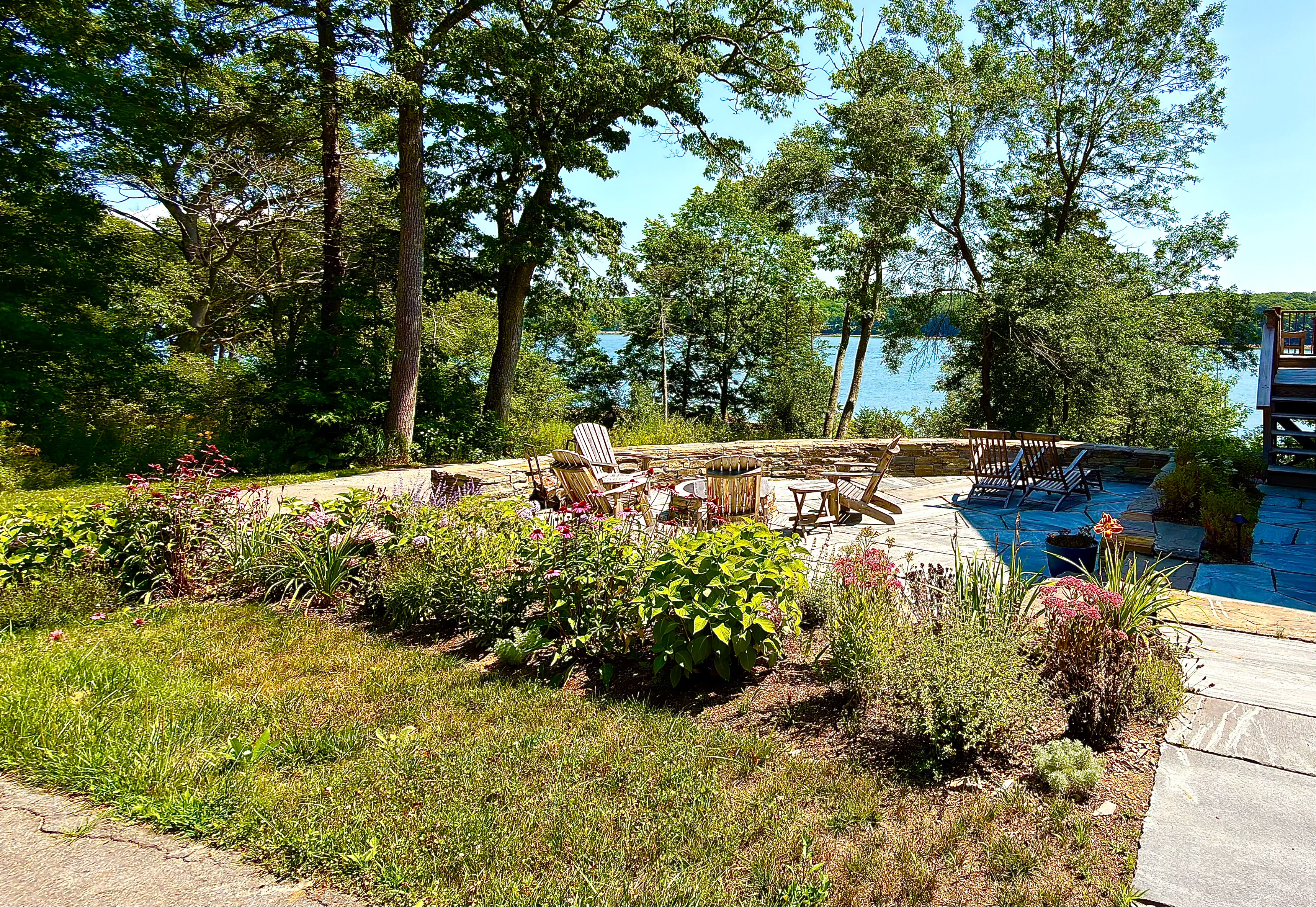Arden House is a place to slow down, reconnect, and savor the waterfront. | Photo 1