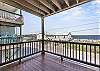 Spacious deck to take in stunning ocean views, with a clear view of the pier as well. Enjoy live bands, great food, and refreshing drinks nearby.

