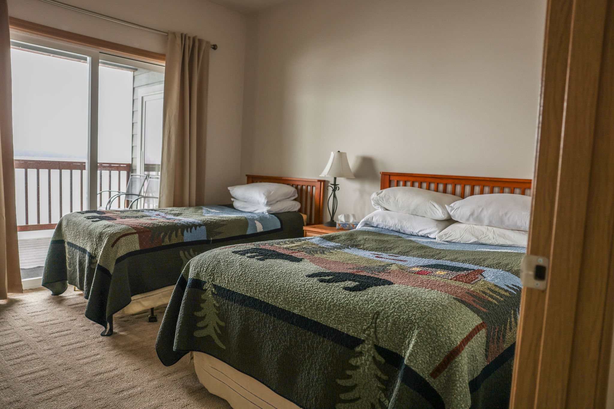 Admiralty Suite at Island View | Sitka Travel