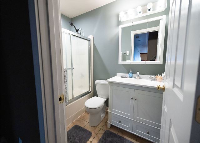 Bayview Heights Unit B