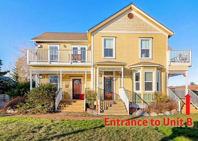 Entrance to Unit B shown here

*1 small, groomed dog per reservation with a pet fee. 