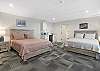 Charlie's Suites- Tillikum 