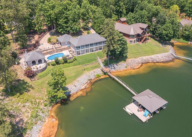 Lake Life 105