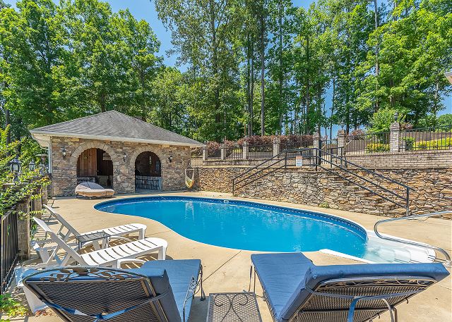 Lake Life 105 photo 6
