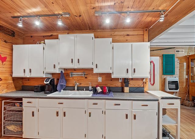 Wonderland Cabin photo 12