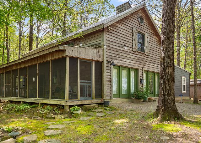 Wonderland Cabin photo 2