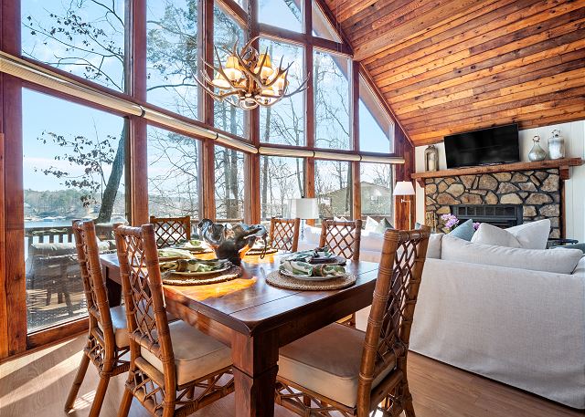 Chalet on Smith Lake photo 4