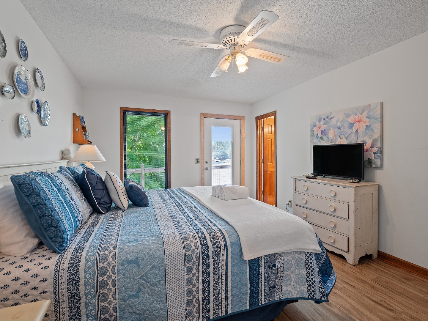 Decked Out in Dismal - Decks and Amenities! – Smith Lake vacation rental photo