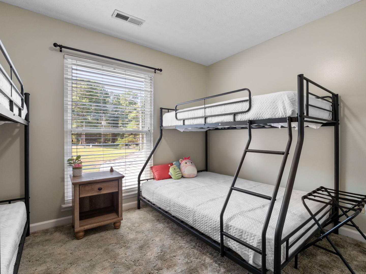 Baileys on the Rocks – Smith Lake vacation rental photo