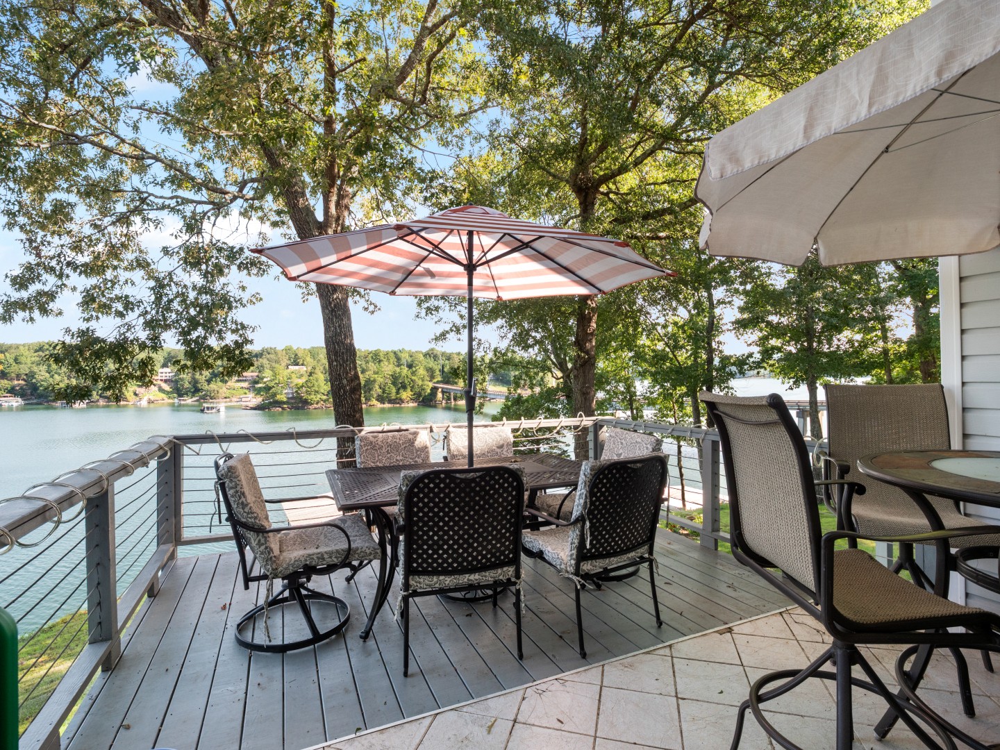 Baileys on the Rocks – Smith Lake vacation rental photo
