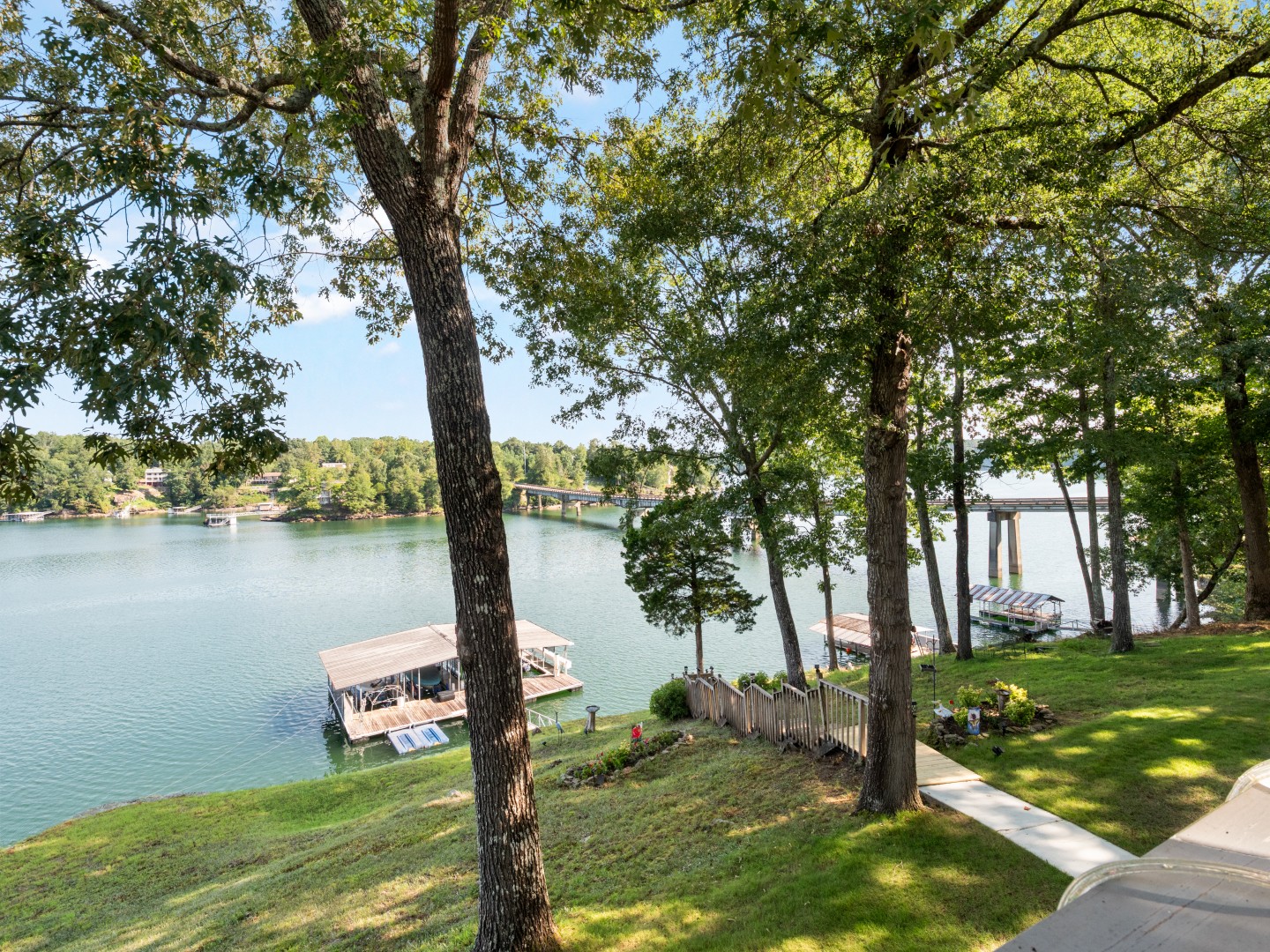 Baileys on the Rocks – Smith Lake vacation rental photo